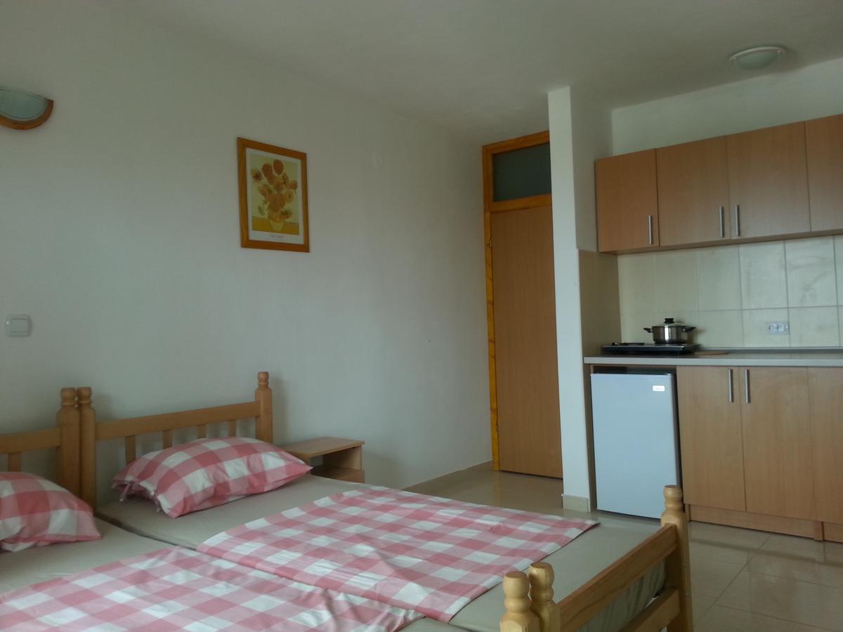 Apartments Nurkovic Добра Вода Екстер'єр фото